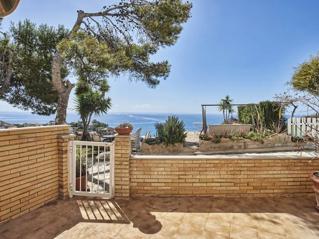 135 villa en cabo de las huertas
