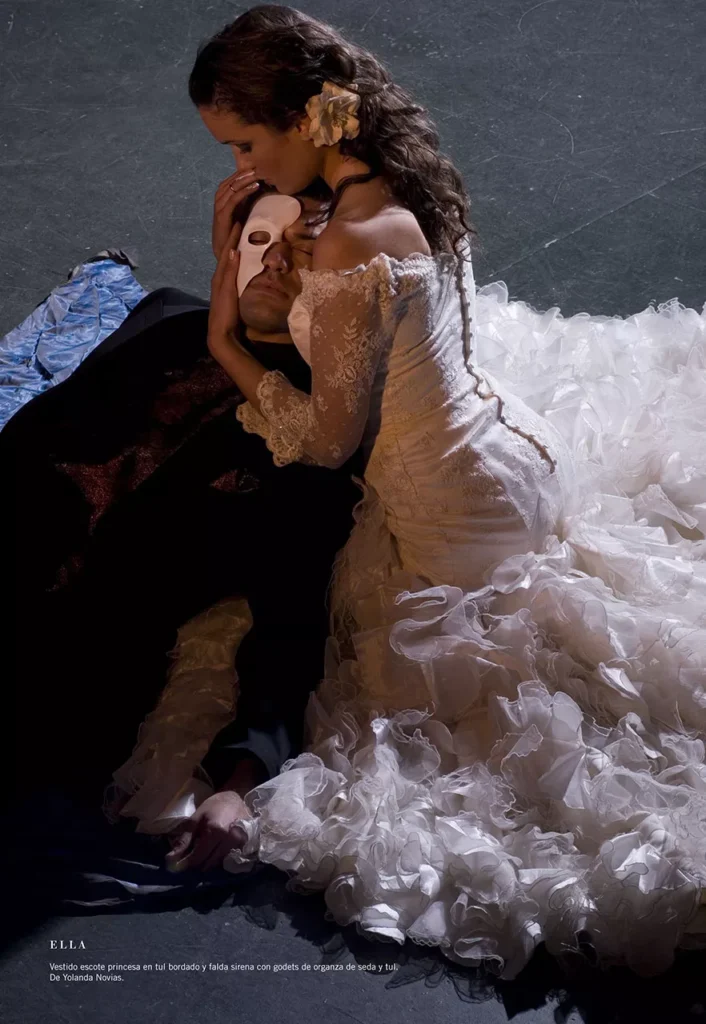 36 editorial te vas a casar, El fantasma de la ópera, concepto de Antidiseño con Josephine y  Juan Pedro de escala m